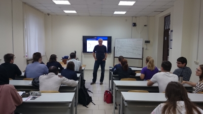 Pesquisador do CeMEAI oferece curso na Rússia