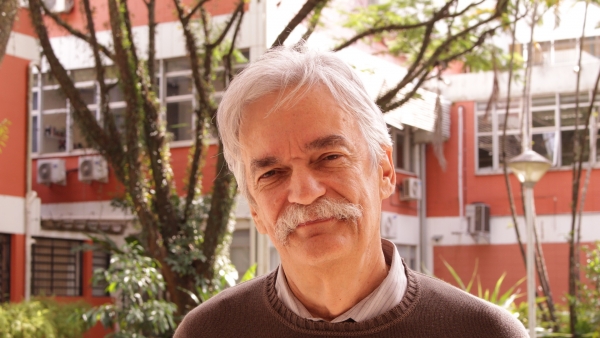 Pesquisador do CeMEAI apresenta Seminário de Coisas Legais