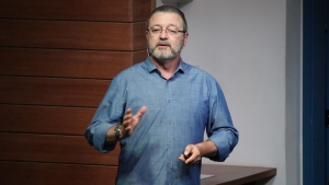 Pesquisador do CeMEAI apresenta Seminário de Coisas Legais